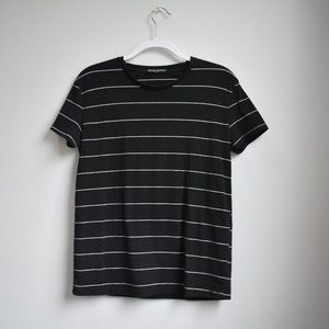 ⚫️ Black and White Striped Tee ⚪️